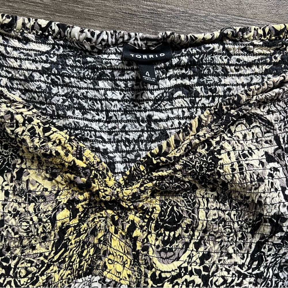 Torrid Black Yellow Paisley Smocked Front Strapless Maxi Dress Women's size 4x - Picture 4 of 11